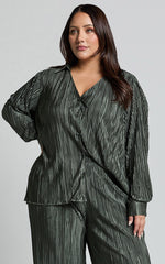 Beca Shirt - Plisse Button Up Shirt in Olive