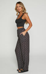Brunita Pants - Mid Waisted Relaxed Elastic Waist Pants in Sol De Cruz