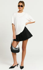 Cailin Mini Skirt - Pleated Skirt in Black