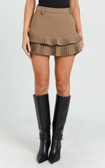 Felicia Mini Skirt - Mid Rise Drop Waist Pleated Skirt in Mocha