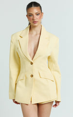 Harvey Blazer – 2 Button Closure Square Hem Blazer in Lemon