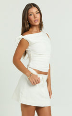 Ivy Top - Linen Off Shoulder Tie Top in White