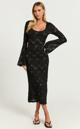 Kathy Midi Dress - Scoop Neck Long Sleeve Jacquard Textured Dress in Black