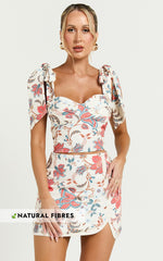 Kelsie Top - Tie Shoulder Crop Sweetheart Linen Top in Summer Chintz