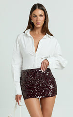 Lindy Mini Skirt - Low Rise Sequin Skirt in Wine
