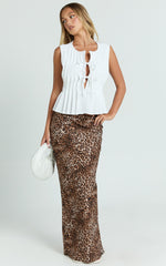 Lislie Top - Front Top in White