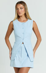 Nicolina Top - Linen Scoop Neck Button Down Vest Top in Pale Blue