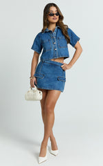 Serena Top - Denim Button Down Short Sleeve Top in Dark Blue Wash