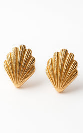 Stephanie Shell Earrings in Gold