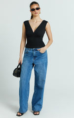 Trudy Top - V Neck Lace Trim Sleeveless Rib Top in Black