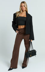 Waxy Pants - Mid Rise Relaxed Straight Pants With Contrast Stripe in Chocolate