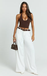 Xandria Pants - Low Rise Double Pleated Wide Leg Pants in White