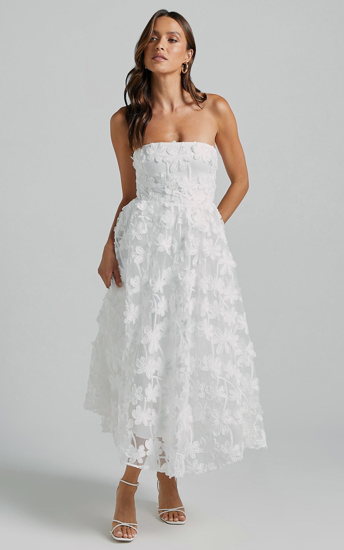 Rheiva Midi Dress - Strapless 3D Embroidery Midi Dress in White