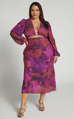 Artola Midi Dress - Front Cut Out Long Sleeve Dress in Blurred Dreams