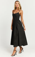 Braelyn Midi Dress - Scoop Neck Flare Dress in Black