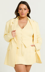 Virginia Skort - Mid Waisted Tailored Skort in Pastel Yellow