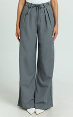 Frankie Pants - Low Rise Pleated Wide Leg Pant with Hardware Buckle in Grey