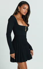 Hansen Mini Dress - Square Neck Long Sleeve Fit And Flare Pleated Dress in Black