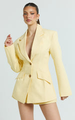 Harvey Blazer – 2 Button Closure Square Hem Blazer in Lemon