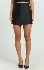 Janice Mini Skirt - line Skirt in Black