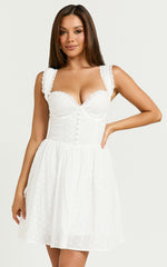 Jinky Mini Dress - Lace Detail Sweetheart Neckline Mini Dress in White