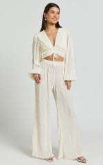 Jondra Blouse - Ruched Front Long Sleeve Plisse Blouse in Cream