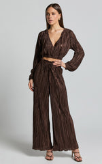 Kallie Top - Tie Back Plisse Long Sleeve Crop Top in Chocolate