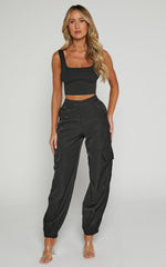 Robbie Pants - Mid Rise Cuffed Ankle Cargo Pants in Black