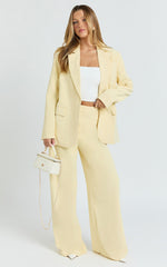 Selena Blazer - Boxy Single Breasted Blazer in Lemon