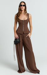 Xandria Pants - Low Rise Double Pleated Wide Leg Pants in Brown